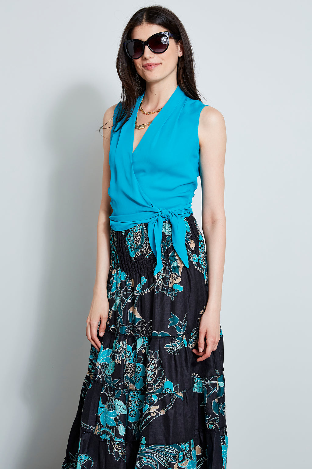 Sleeveless Silk Chain Collar Shirt – Elie Tahari