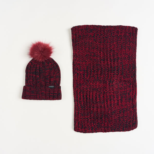 Tahari Lined Cable Knit Hat, Gloves & Scarf Set