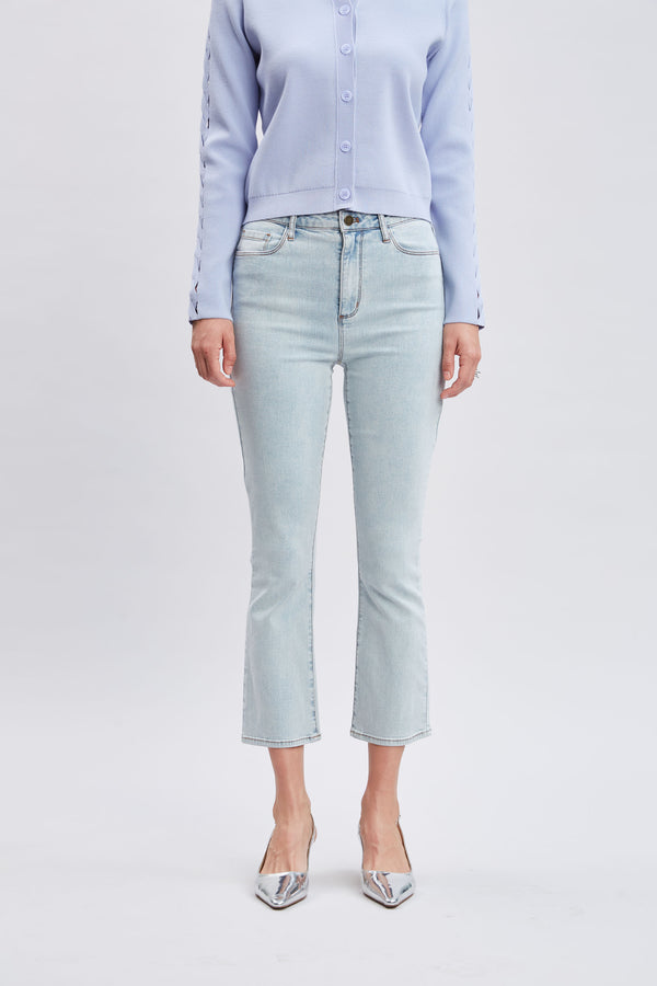 Micro Flare Cropped Jeans