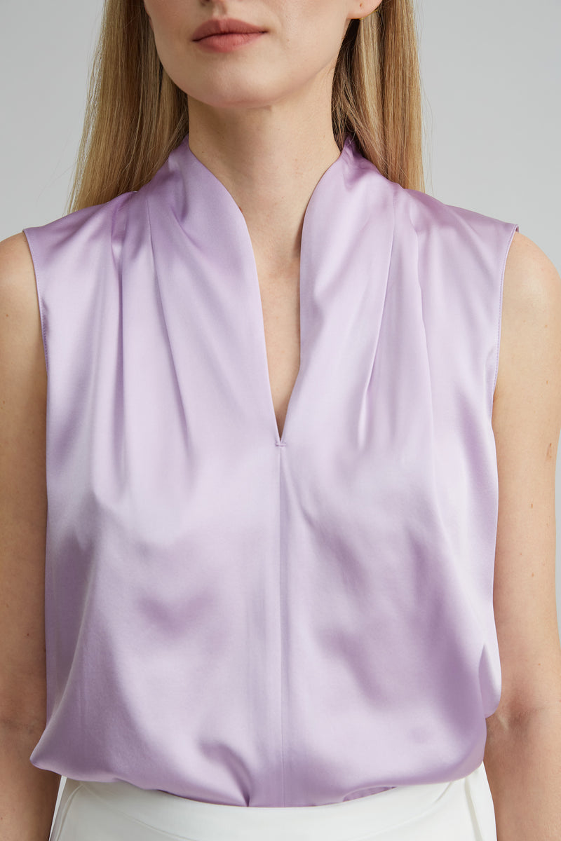 Sleeveless Silk Satin Contour Shirt