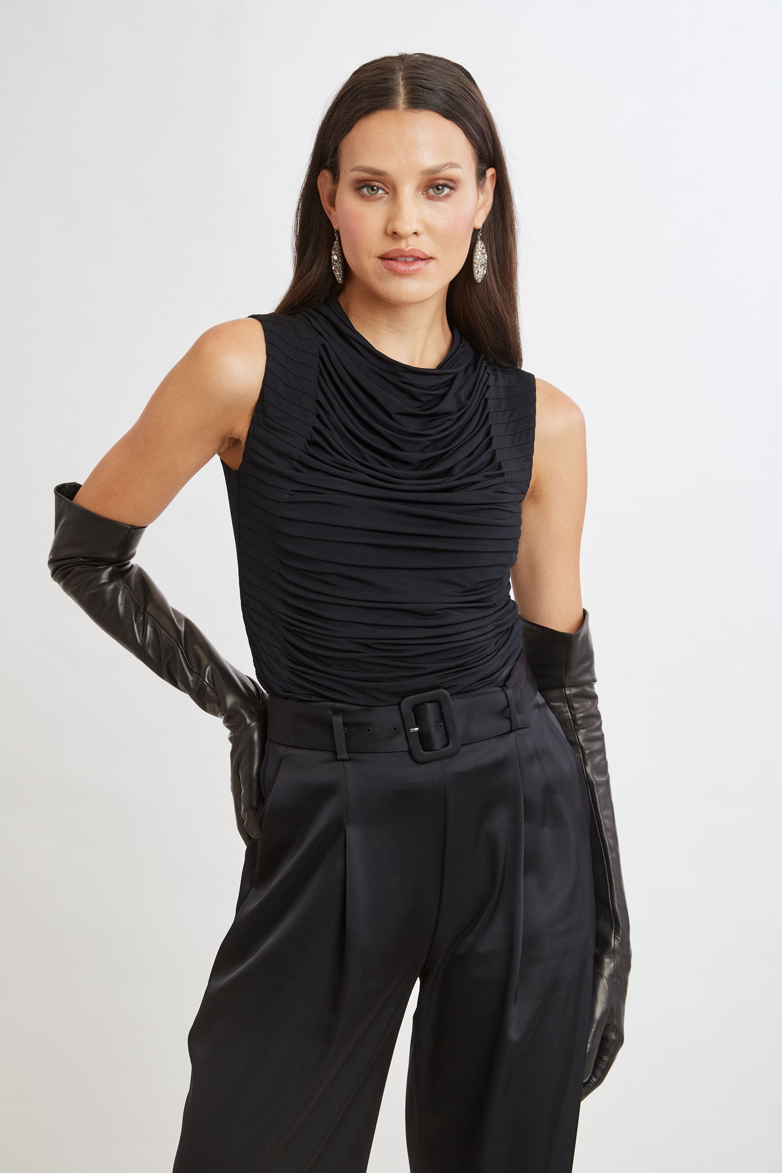 Elie outlet Tahari gloves