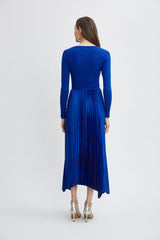 Long Sleeve Knit Pleated Dress