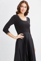 Contrast Trim Pleated Dress